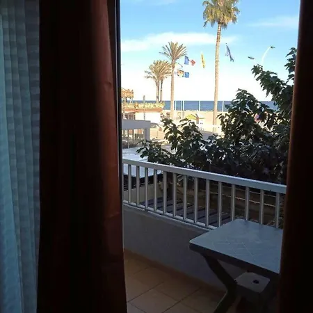 Plage Centre, Petit Cocon Vue Mer דירה *